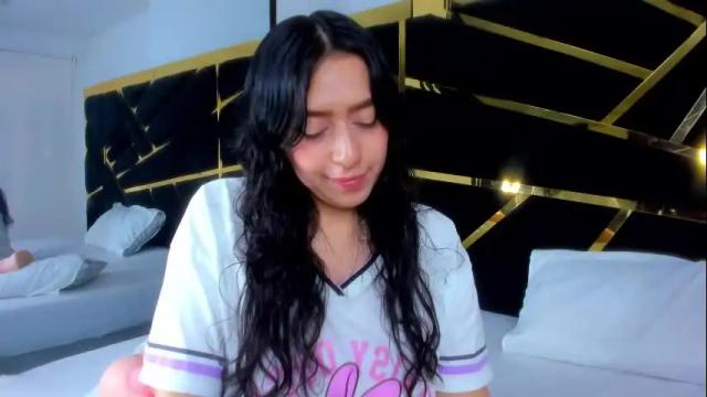 Image 7 of alondramendez Stream on Chaturbate on 10 days ago