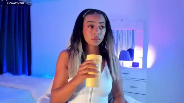 Thumbnail 1, alondrasparrow's Stream at Chaturbate, 15 months ago