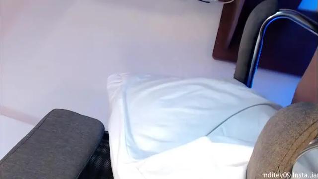 Image 8 of alphrodite_589 Stream on Chaturbate on 23 days ago