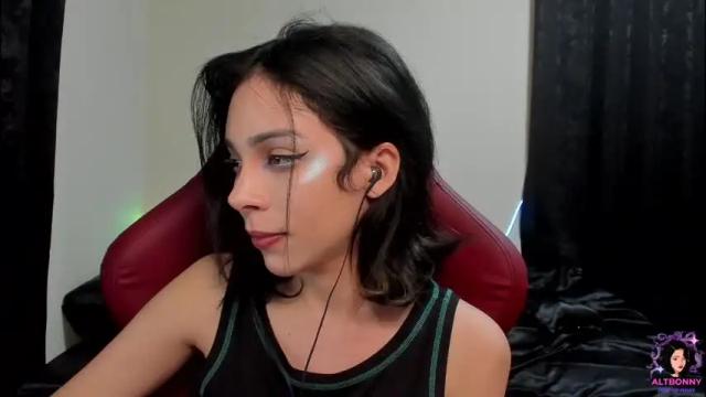 Image 12 of altbonny Stream on Chaturbate on 18 months ago