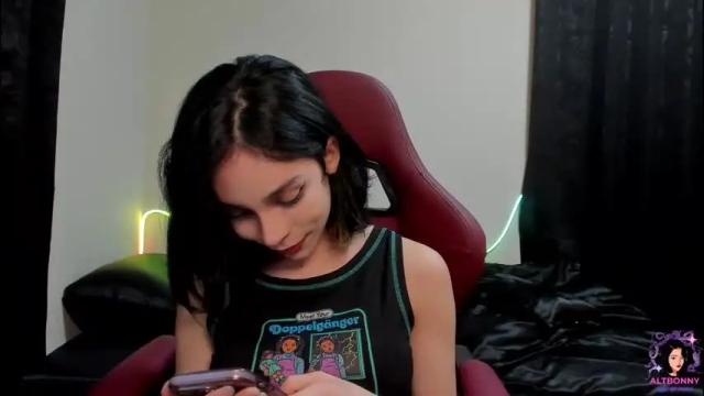 Image 2 of altbonny Stream on Chaturbate on 18 months ago