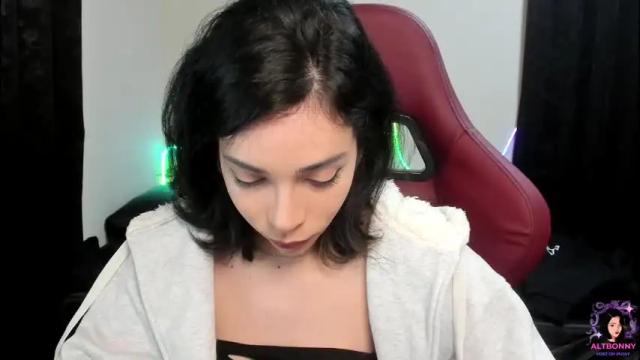 Image 12 of altbonny Stream on Chaturbate on 18 months ago