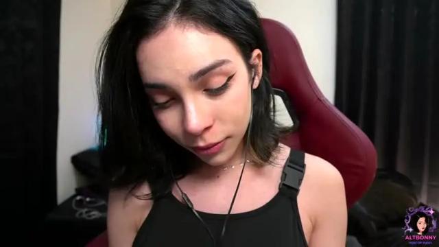 Image 7 of altbonny Stream on Chaturbate on 18 months ago