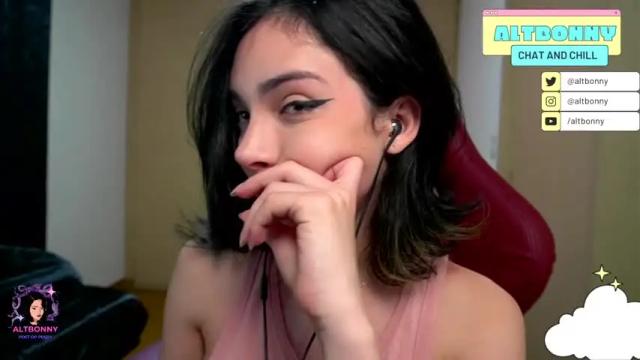 Image 3 of altbonny Stream on Chaturbate on 18 months ago