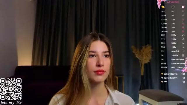 Image 3 of althenabeddingfield Stream on Chaturbate on 1 month ago