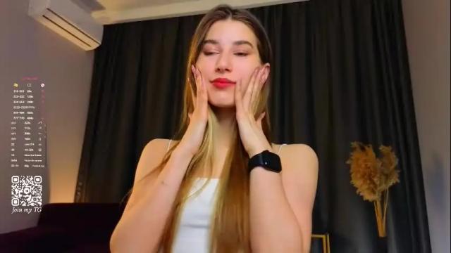 Image 12 of althenabeddingfield Stream on Chaturbate on 12 days ago