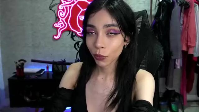 Image 10 of altsofie Stream on Chaturbate on 7 days ago
