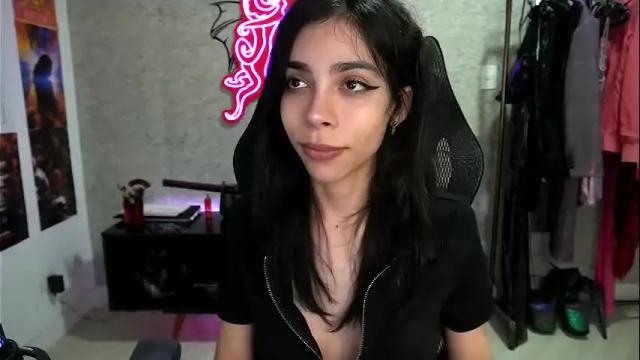 Image 12 of altsofie Stream on Chaturbate on 1 month ago