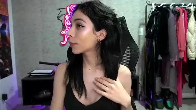 Image 2 of altsofie Stream on Chaturbate on 3 months ago
