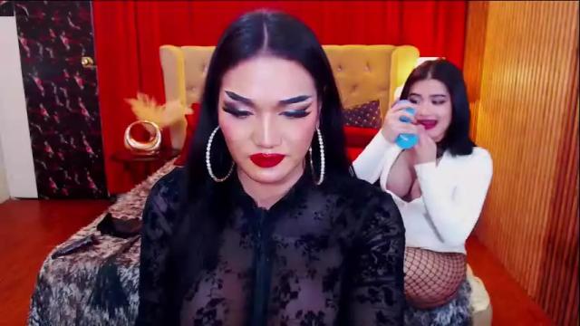 Image 3 of alurajhenson Stream on Chaturbate on 1 month ago