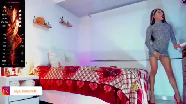 Image 6 of alya_lovecraft Stream on Chaturbate on 21 months ago