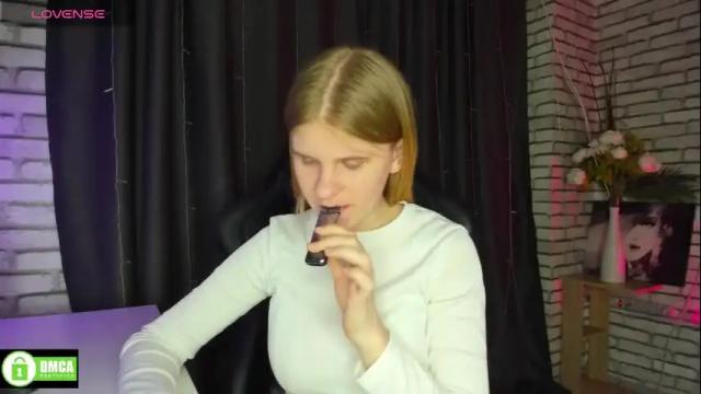 Image 6 of alya_vizz Stream on Chaturbate on 1 month ago