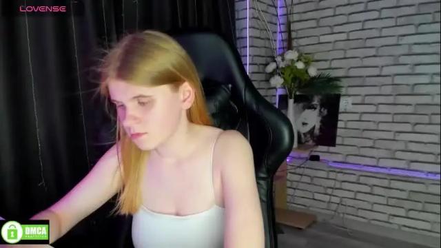 Image 6 of alya_vizz Stream on Chaturbate on 29 days ago