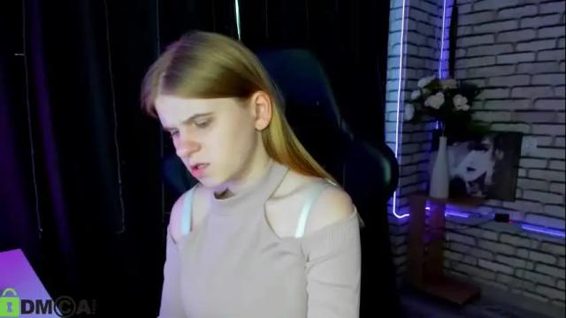 Image 10 of alya_vizz Stream on Chaturbate on 9 days ago