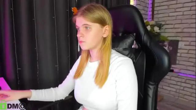 Image 4 of alya_vizz Stream on Chaturbate on 8 days ago