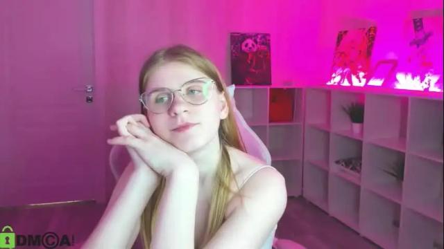 Image 8 of alya_vizz Stream on Chaturbate on 1 day ago