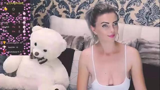Image 11 of alyblonde Stream on Chaturbate on 2 months ago