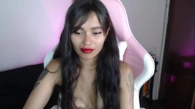 Image 3 of alylittle_ Stream on Chaturbate on 13 months ago