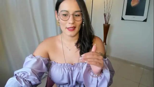Image 6 of alymorgannn Stream on Chaturbate on 1 month ago