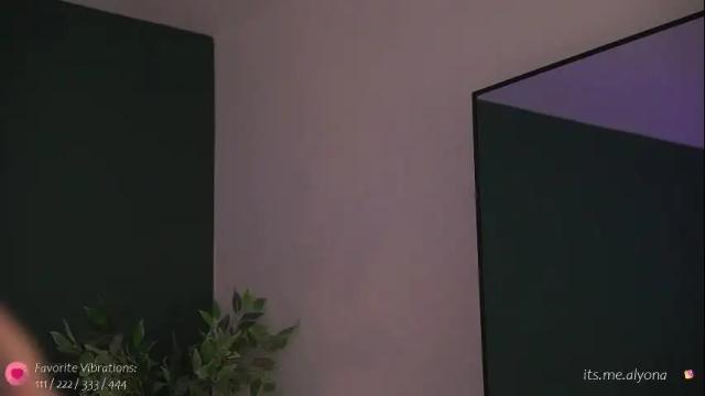 Thumbnail 1, alyonaqueen_'s Stream at Chaturbate, 1 month ago