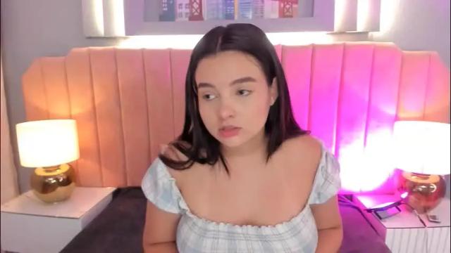 Image 7 of alys_baker Stream on Chaturbate on 1 month ago