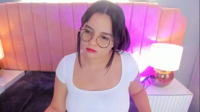 Image 10 of alys_baker Stream on Chaturbate on 1 month ago
