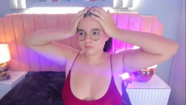 Image 4 of alys_baker Stream on Chaturbate on 27 days ago