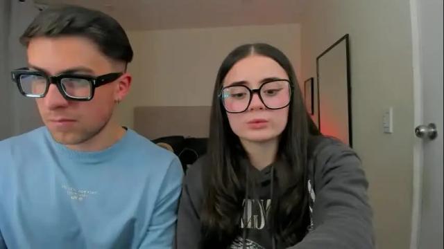 Image 12 of alyshianeithan Stream on Chaturbate on 7 months ago