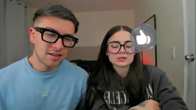 Image 3 of alyshianeithan Stream on Chaturbate on 7 months ago