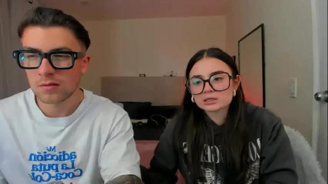 Image 12 of alyshianeithan Stream on Chaturbate on 7 months ago