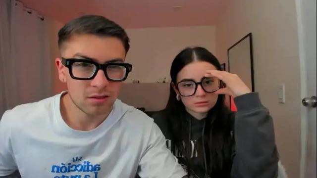 Image 3 of alyshianeithan Stream on Chaturbate on 7 months ago