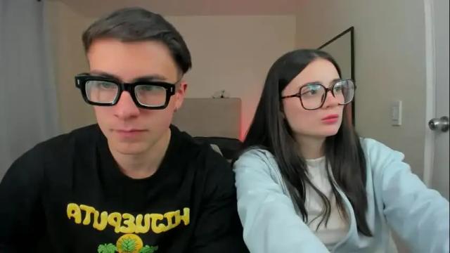 Image 12 of alyshianeithan Stream on Chaturbate on 7 months ago