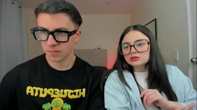 Image 3 of alyshianeithan Stream on Chaturbate on 7 months ago