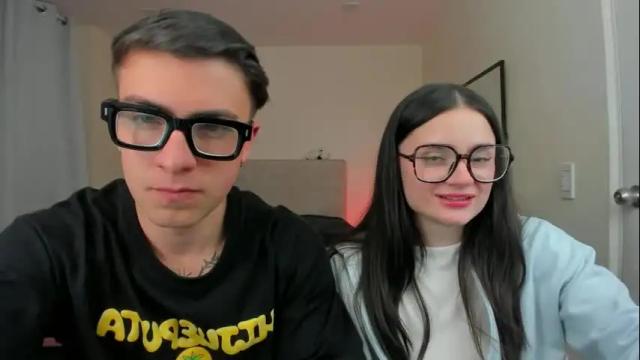 Image 8 of alyshianeithan Stream on Chaturbate on 7 months ago