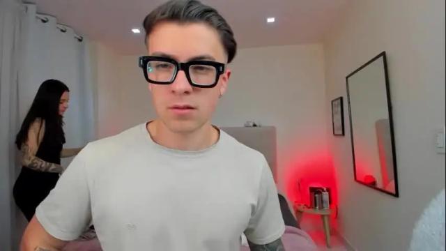 Image 6 of alyshianeithan Stream on Chaturbate on 6 months ago