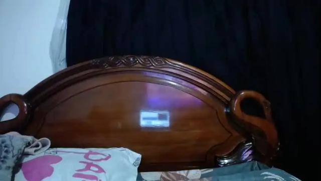 Image 3 of alyson_skyler Stream on Chaturbate on 15 days ago