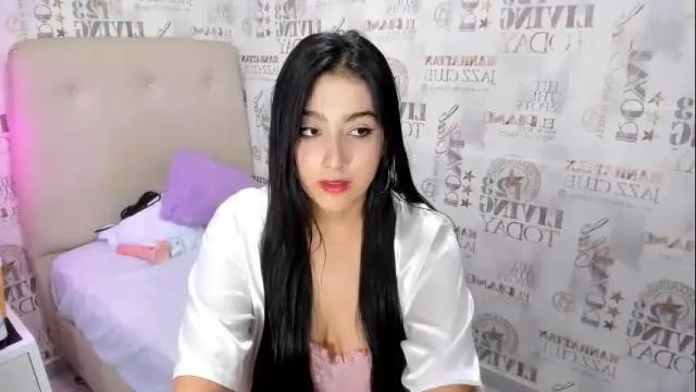 Image 2 of alyssa_park Stream on Chaturbate on 3 months ago