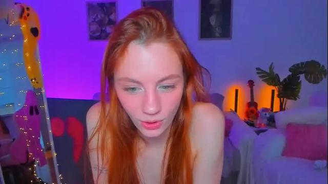 Image 4 of alyssa_smitt Stream on Chaturbate on 1 month ago