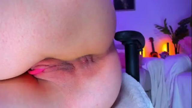 Image 12 of alyssa_smitt Stream on Chaturbate on 1 month ago