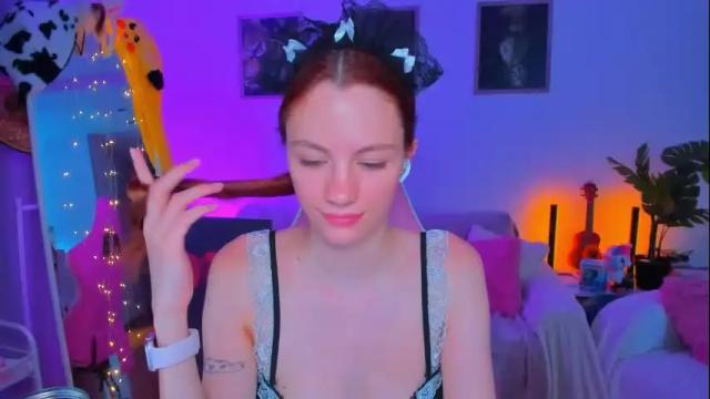 Image 11 of alyssa_smitt Stream on Chaturbate on 12 days ago