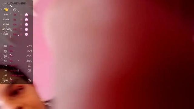 Image 10 of alyssaparkk Stream on Chaturbate on 19 months ago