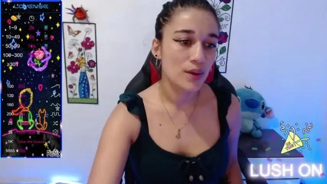 Image 2 of alyssaxr Stream on Chaturbate on 17 months ago