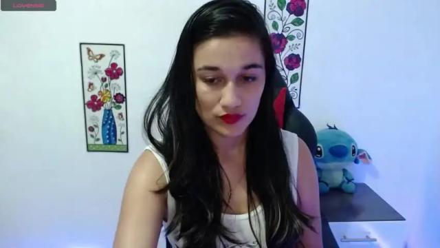 Image 8 of alyssaxr Stream on Chaturbate on 25 months ago