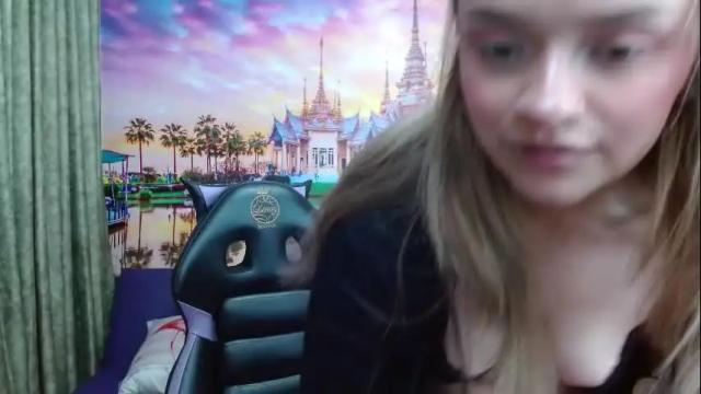 Image 3 of alyy_cute Stream on Chaturbate on 1 month ago
