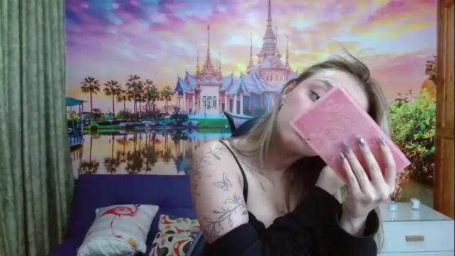 Image 4 of alyy_cute Stream on Chaturbate on 1 month ago