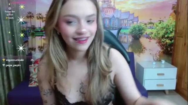 Image 6 of alyy_cute Stream on Chaturbate on 1 month ago