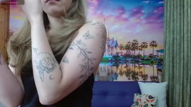 Image 4 of alyy_cute Stream on Chaturbate on 16 days ago
