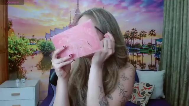 Image 7 of alyy_cute Stream on Chaturbate on 16 days ago