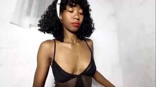 Image 4 of amah17 Stream on Chaturbate on 6 days ago