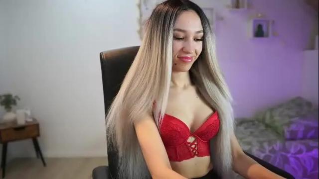 Image 4 of amai__liu Stream on Chaturbate on 1 month ago